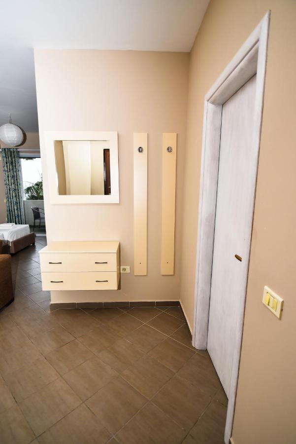 Seaview Apartment Vlore Ngoại thất bức ảnh