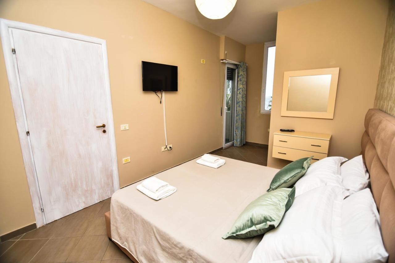 Seaview Apartment Vlore Ngoại thất bức ảnh